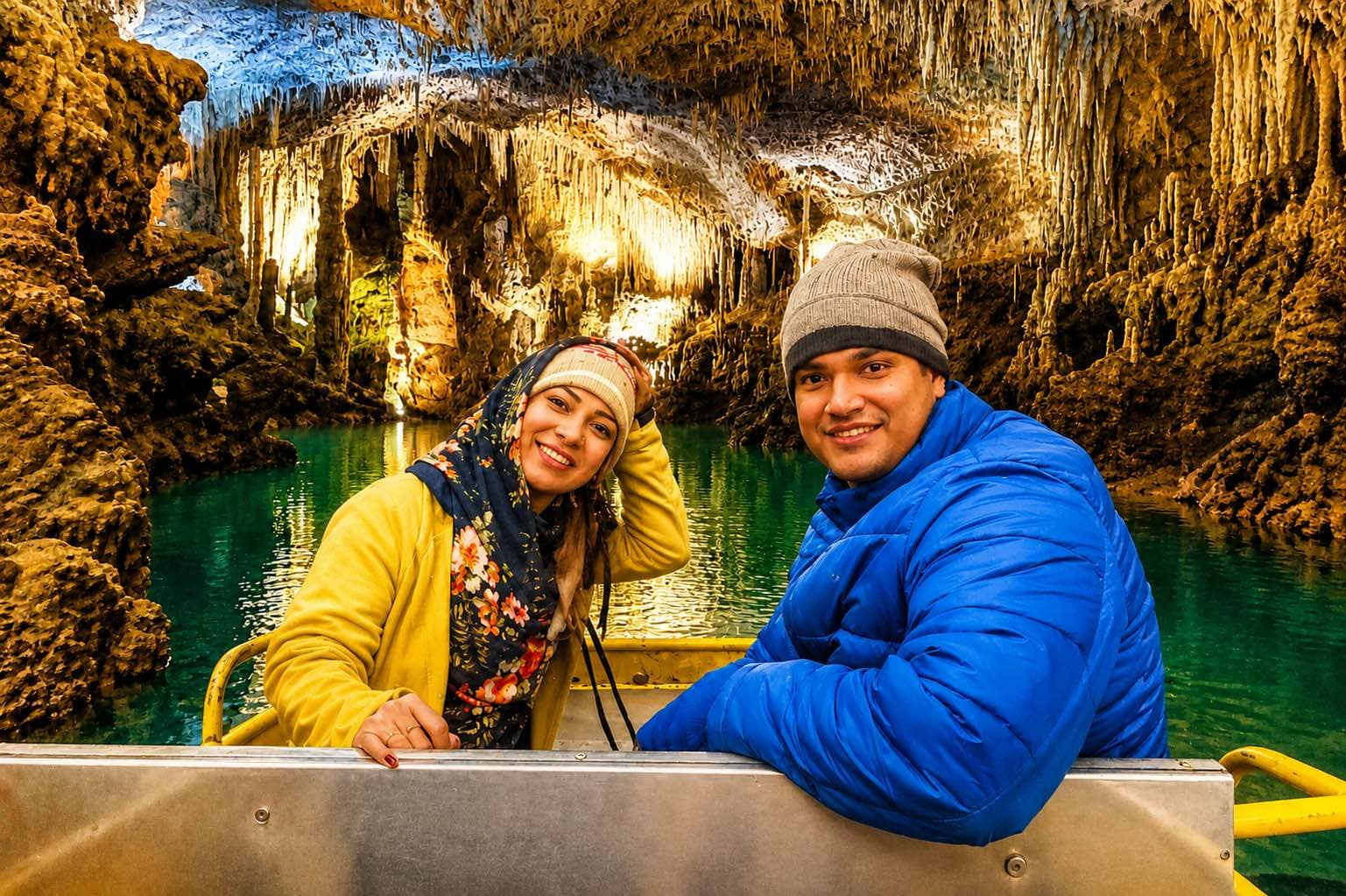 jeita grotto boat lower gallery